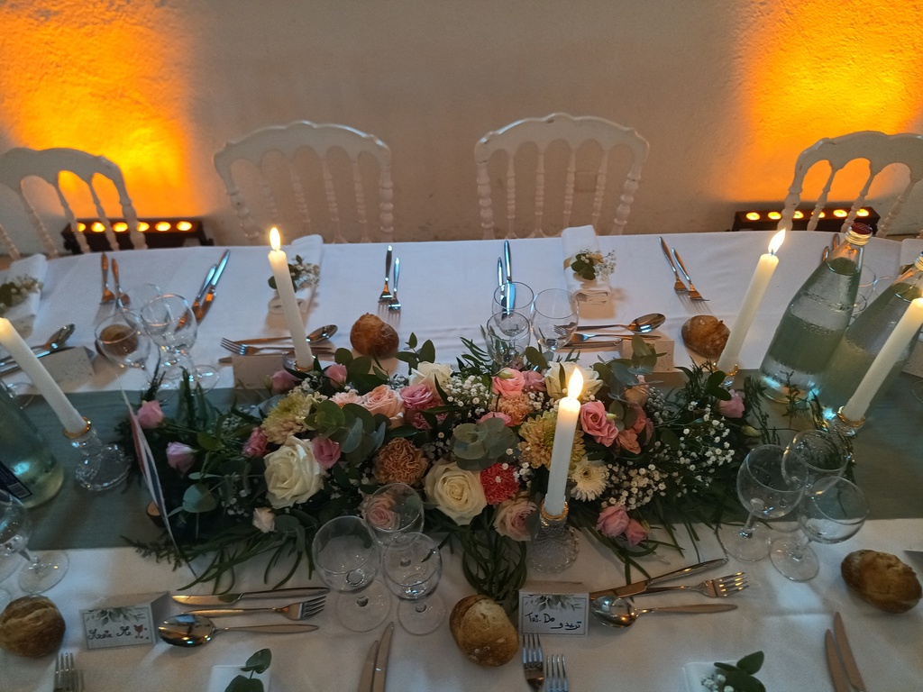 chemin de table vert sauge 