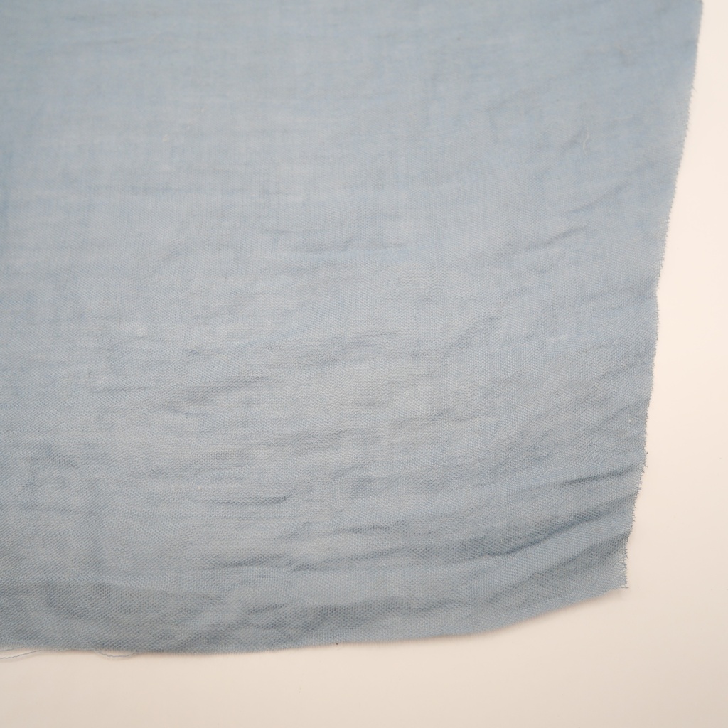 chemin de table bleu gris
