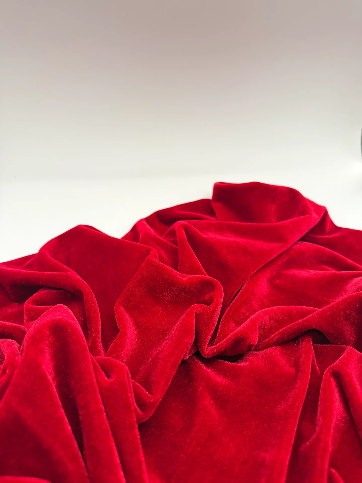 Chemin de table rouge velours