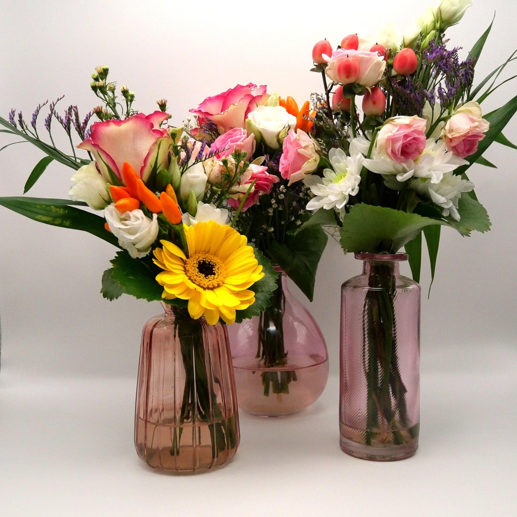 Trio vases roses