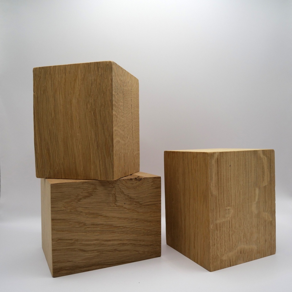 Cube en bois