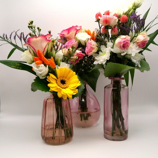 Trio vases roses